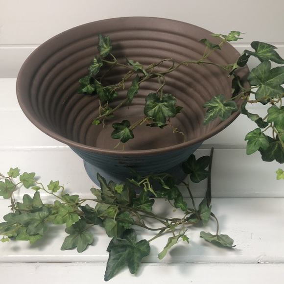 Harbor Gardens (Blue) lg. Farmhouse Bowl - Picture 3 of 11